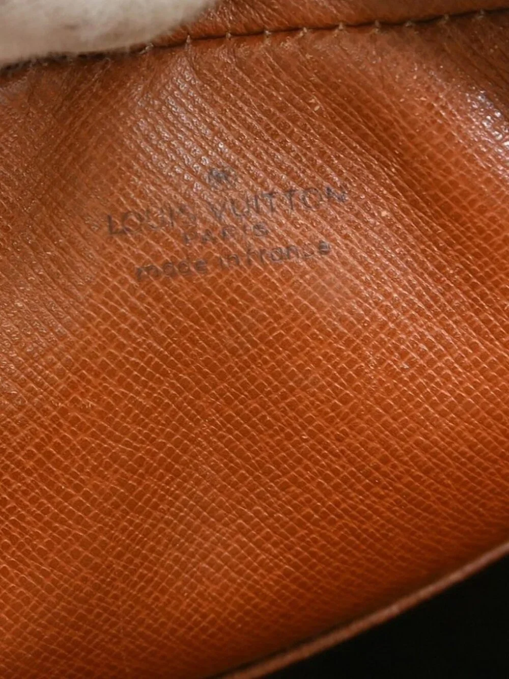 LOUIS VUITTON AMAZON CROSS BODY SHOULDER BAG